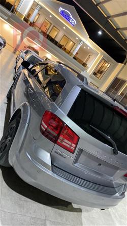 دودج جورني